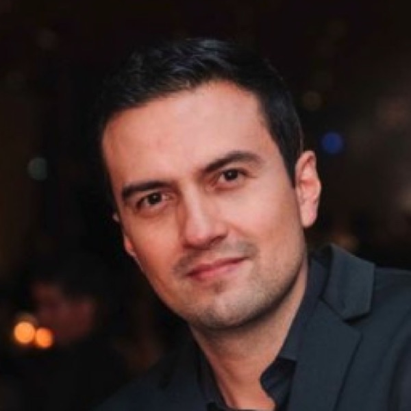 Santiago Santos